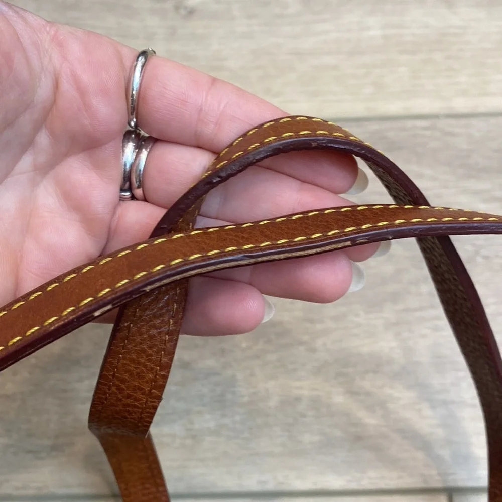 Dooney & Bourke Nylon Zipper‎ Tote
